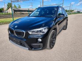 BMW X1, 2.0 l., off-road / crossover