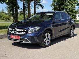 Mercedes-Benz GLA200, 2.1 l., Внедорожник / Кроссовер