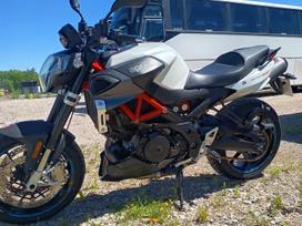 Aprilia Shiver 900cc, street / classic