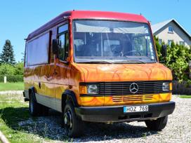 Mercedes-Benz -kita-, 4.0 l., Коммерческий