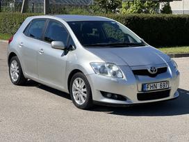 Toyota Auris, 2.0 l., hečbekas