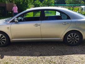 Toyota Avensis, 2.0 l., hečbekas