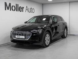 Audi e-tron, off-road / crossover