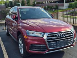 Audi Q5, 2.0 l., Внедорожник / Кроссовер