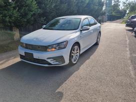 Volkswagen Passat, 1.8 l., Седан