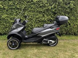 Piaggio MP3 300cc, trikes