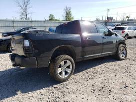 Dodge RAM RAM 1500 5 7 4x4 2013m usa variklis