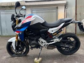 BMW F 900 R, street / classic