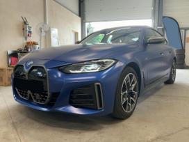 BMW i4, sedanas
