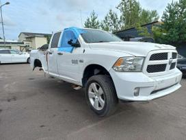 Dodge RAM dalimis. Yra daug dodge RAM dalimis