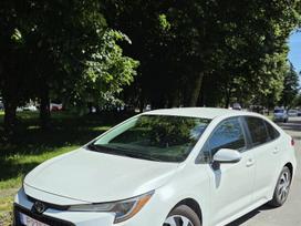 Toyota Corolla, 1.8 l., saloon / sedan
