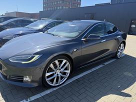 Tesla Model S, 90 kWh, hatchback