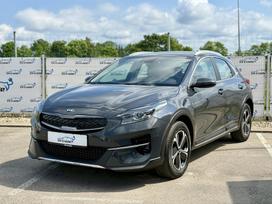Kia XCeed, 1.6 l., off-road / crossover