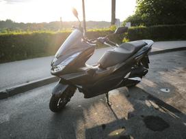 Honda PCX 125cc, motoroleriai / mopedai