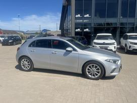 Mercedes-Benz A200, 1.3 l., Хэтчбек
