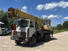MAZ KS-45717A-1, kranai