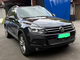 Volkswagen Touareg, 3.0 l., off-road / crossover