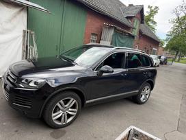 Volkswagen Touareg, 3.0 l., Внедорожник / Кроссовер