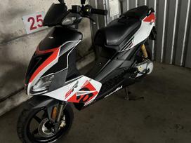 Aprilia SR 49cc, motoroleriai / mopedai