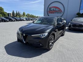 Alfa Romeo Stelvio, 2.1 l., off-road / crossover