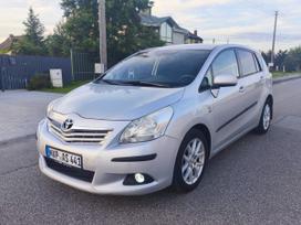 Toyota Verso, 2.2 l., Минивэн