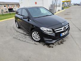 Mercedes-Benz B180, 1.5 l., hatchback