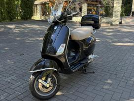 Piaggio Vespa 125cc, мотороллеры / мопеды