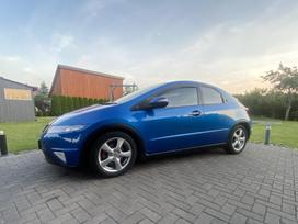 Honda Civic, 1.8 l., hečbekas
