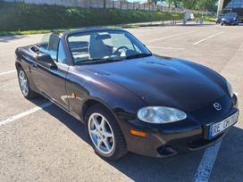 Mazda MX-5, 1.6 l., convertible