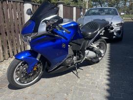 Honda VFR (Crosstourer / Crossrunner) 1300cc, touring / sport touring / kelioniniai