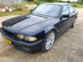 BMW 750, 5.4 l., sedanas