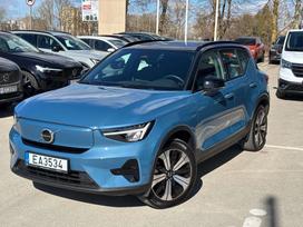 Volvo XC40, Внедорожник / Кроссовер