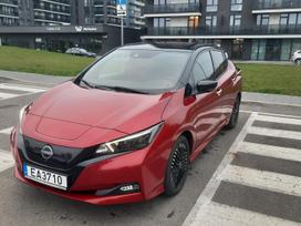 Nissan Leaf, 40 kWh, hatchback