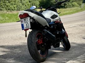 Kawasaki ZR 738cc, street / klasikiniai
