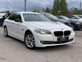 BMW 520, 2.0 l., saloon / sedan