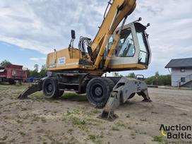 Liebherr 924, excavator