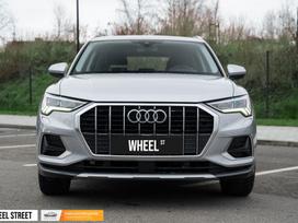 Audi Q3, 1.5 l., visureigis / krosoveris