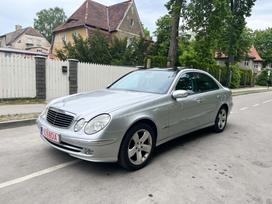Mercedes-Benz E320, 3.2 l., Седан