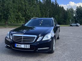 Mercedes-Benz E220, 2.1 l., universalas