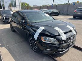 Volvo S60, 2.0 l., Седан
