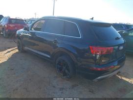 Audi Q7, 3.0 l., off-road / crossover