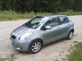Toyota Yaris, 1.3 l., hečbekas