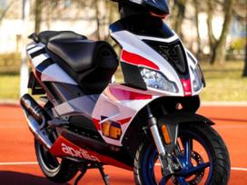 Aprilia SR 49cc, motoroleriai / mopedai