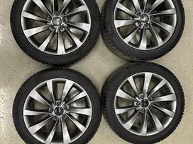 Volvo V90, lengvojo lydinio, R18