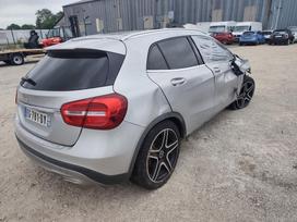 Mercedes-Benz GLA220 body parts