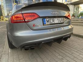 Audi S4, 3.0 l., Седан