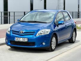 Toyota Auris, 1.6 l., Хэтчбек