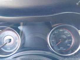 Dodge Charger dalimis. Yra ir daugiau dodge