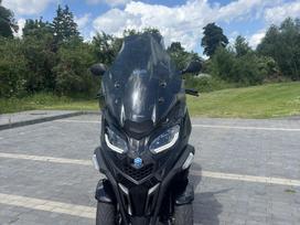 Piaggio MP3 400cc, motoroleriai / mopedai