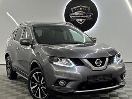 Nissan X-Trail, 1.6 l., off-road / crossover